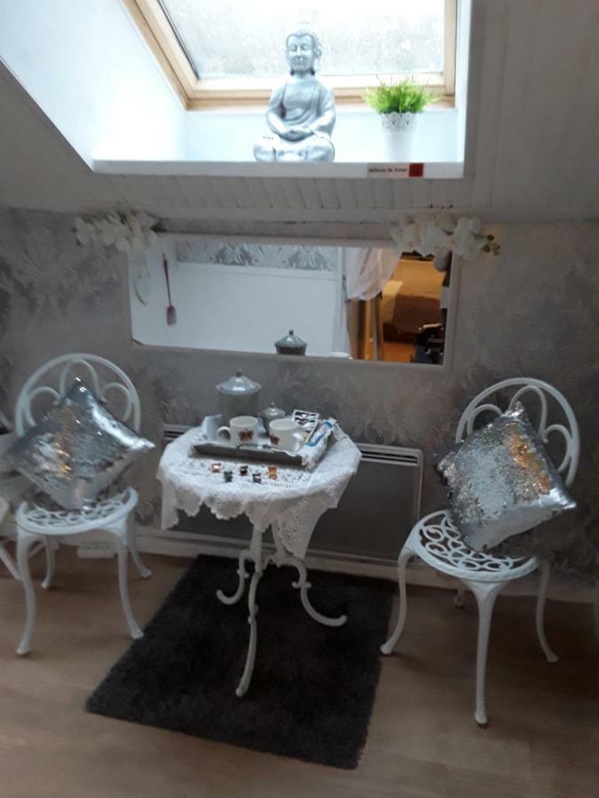 Moulin De La Civiere Bed & Breakfast Kergrist-Moelou Exterior foto